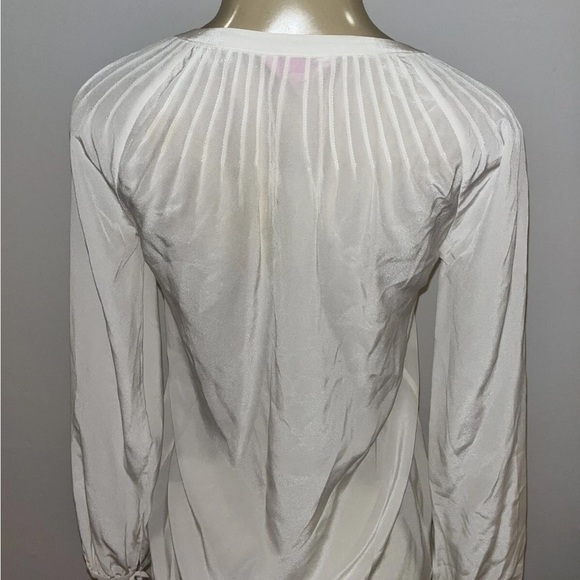 Lily Pulitzer silk ivory blouse size xxs - Picture 3 of 3